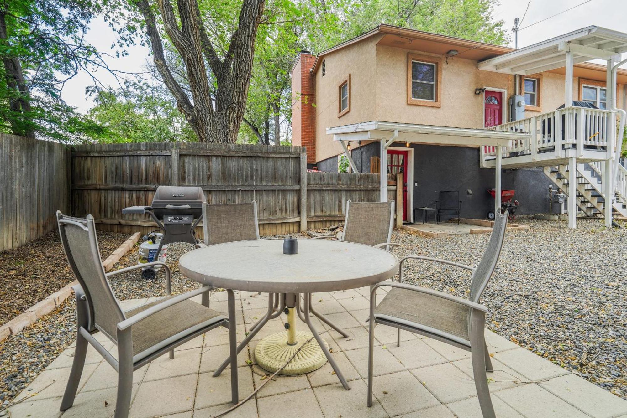 Blackstone Hideaway Downtown Lower-Level Apt Villa Colorado Springs Exterior photo